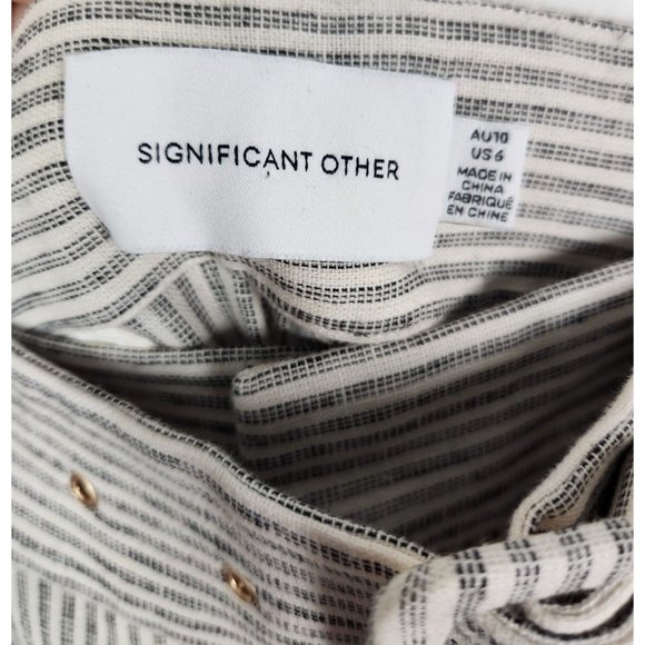 Significant Other Women's Sz. 6 Navy & Ivory LInen Blend Pleated Belted Pants - Picture 2 of 7